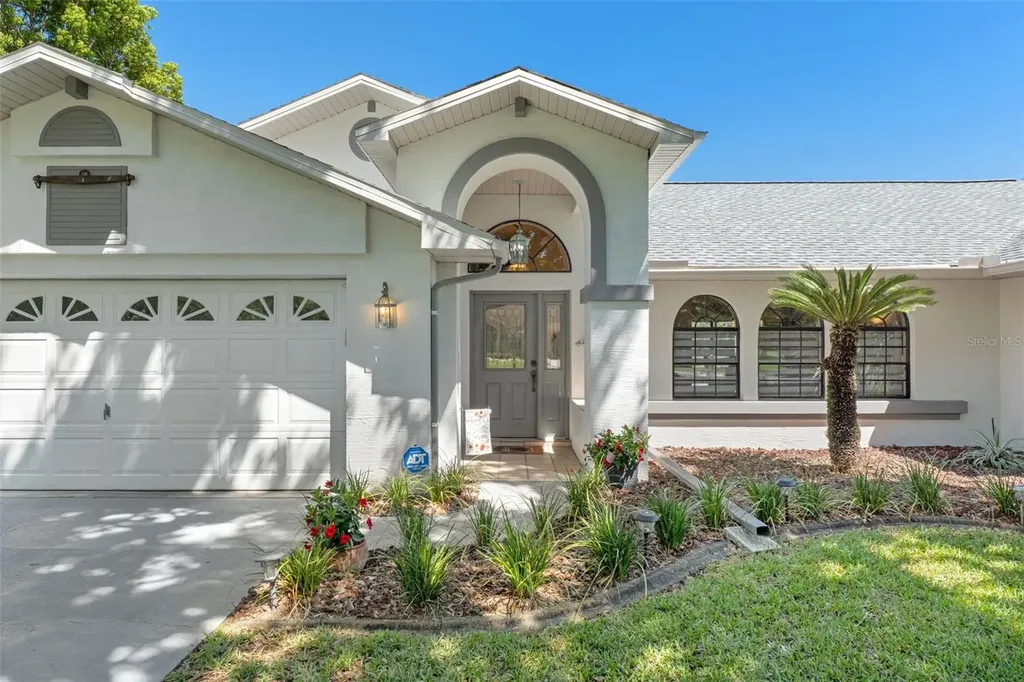 18652 Autumn Lake Boulevard Hudson FL 34667
