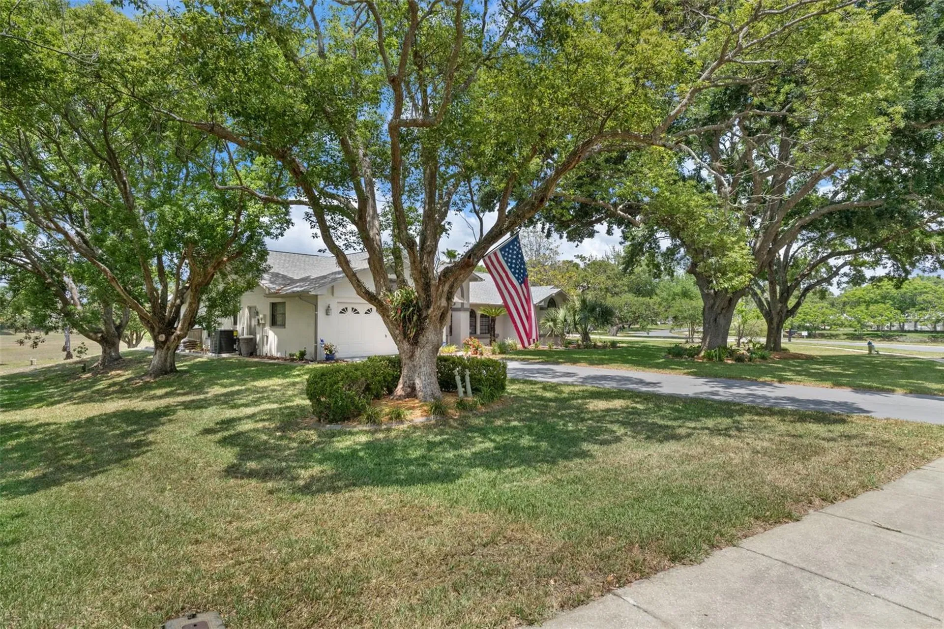 18652 Autumn Lake Boulevard Hudson FL 34667