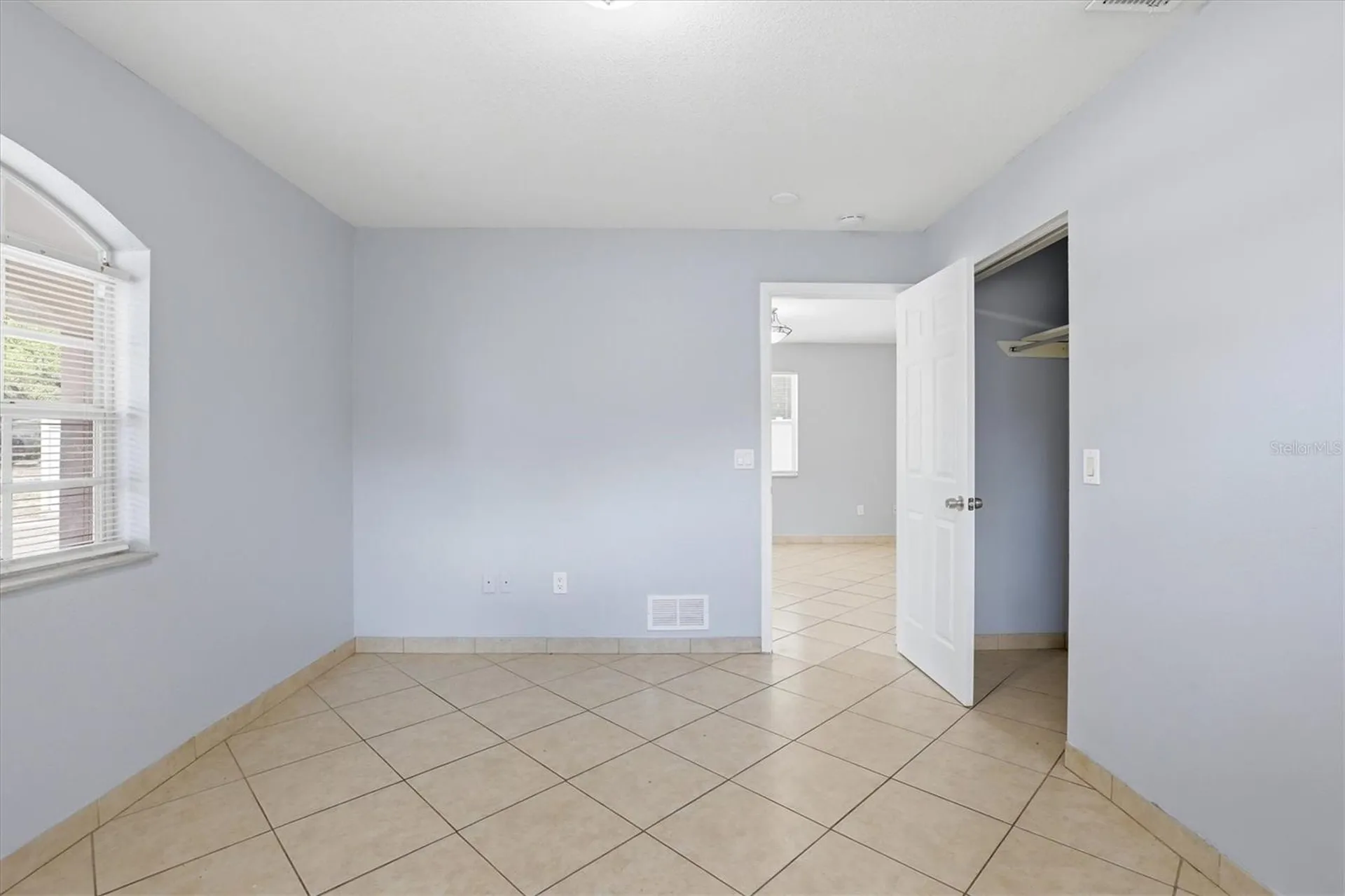 1708 E Genesee Street Tampa FL 33610