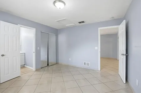 1708 E Genesee Street Tampa FL 33610