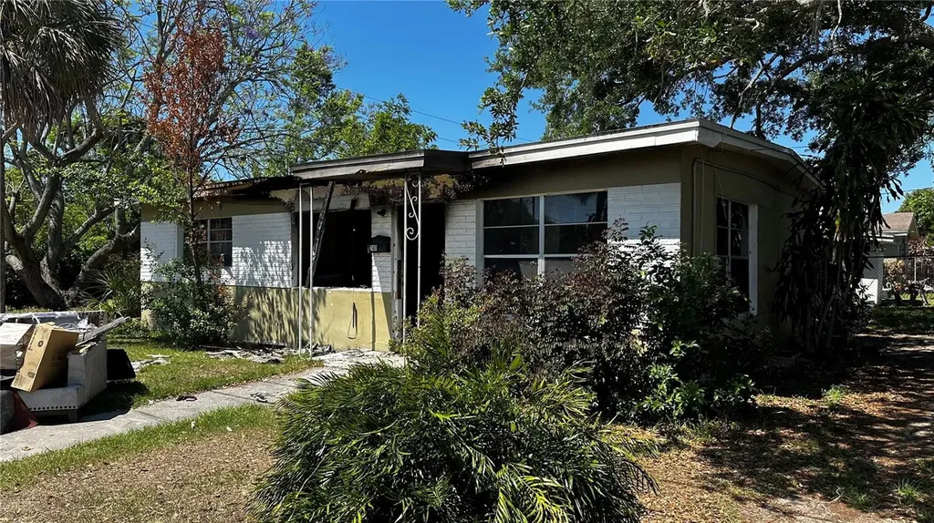 2401 17th Avenue S St Petersburg FL 33712