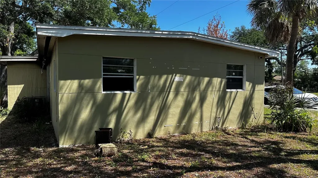 2401 17th Avenue S St Petersburg FL 33712
