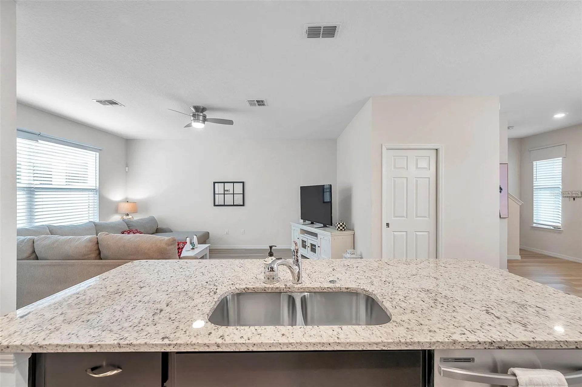 4966 Avalon Park Boulevard Wesley Chapel FL 33545