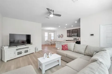 4966 Avalon Park Boulevard Wesley Chapel FL 33545
