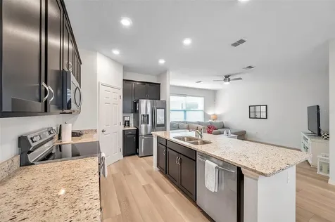 4966 Avalon Park Boulevard Wesley Chapel FL 33545