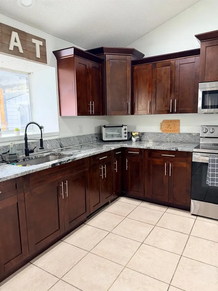15126 Nighthawk Drive Tampa FL 33625