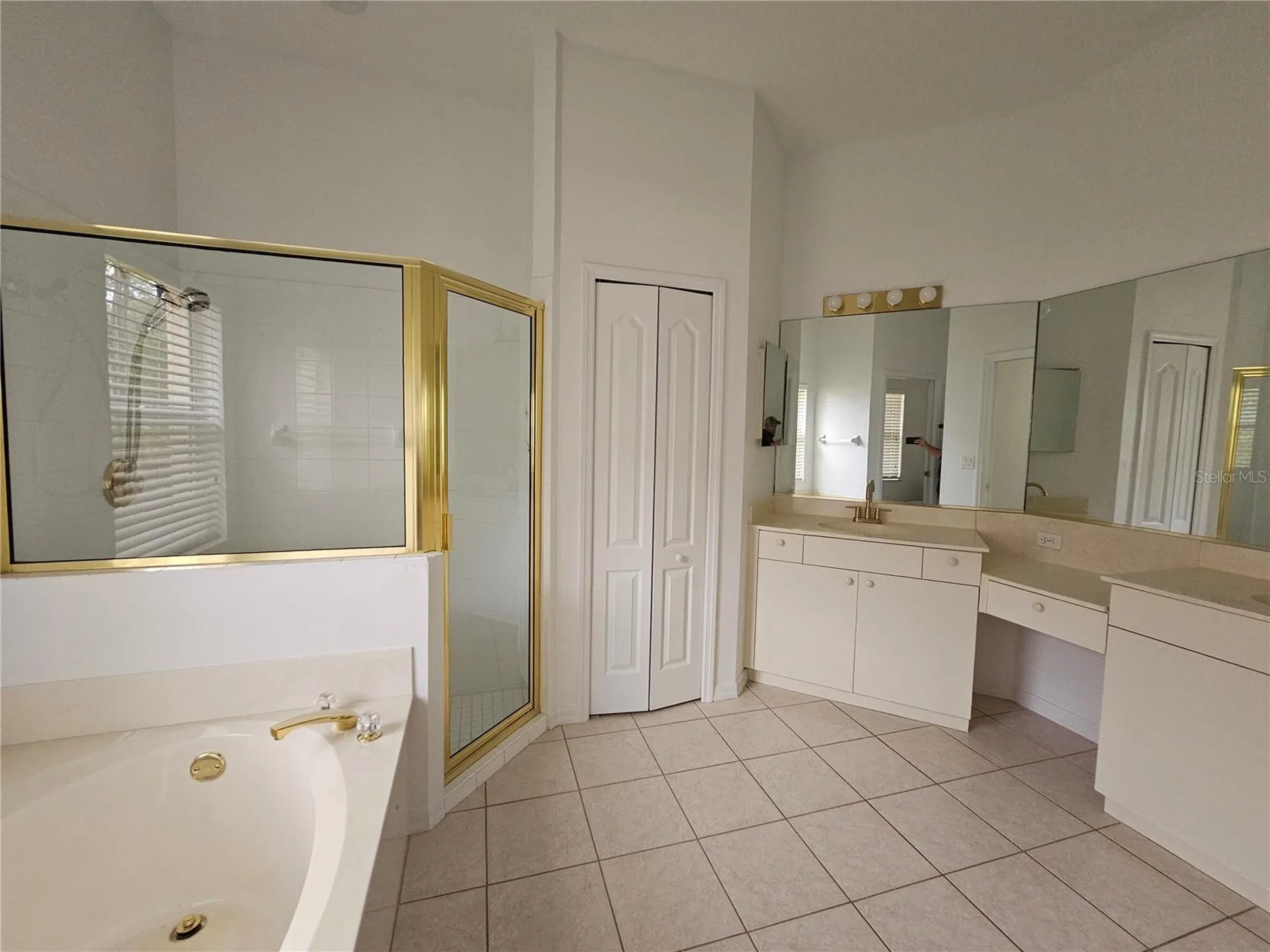 2097 Wasatch Drive Sarasota FL 34235