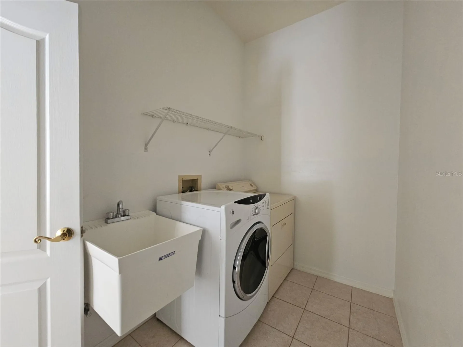 2097 Wasatch Drive Sarasota FL 34235
