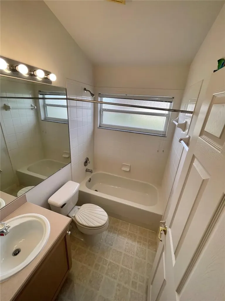 2511 La Jolla Trail Kissimmee FL 34747