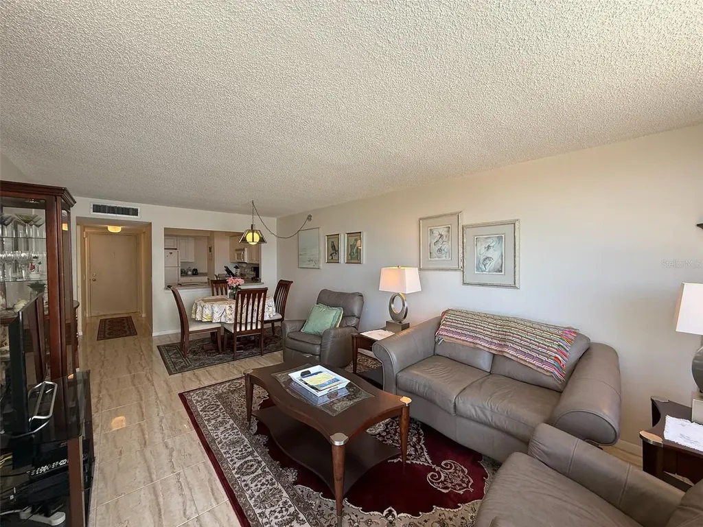 6279 Sun Boulevard St Petersburg FL 33715