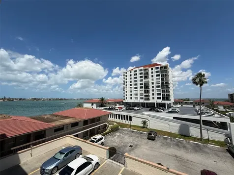 6279 Sun Boulevard St Petersburg FL 33715