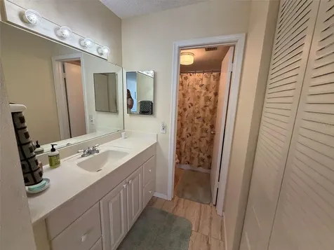 6279 Sun Boulevard St Petersburg FL 33715