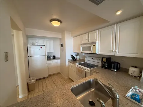 6279 Sun Boulevard St Petersburg FL 33715