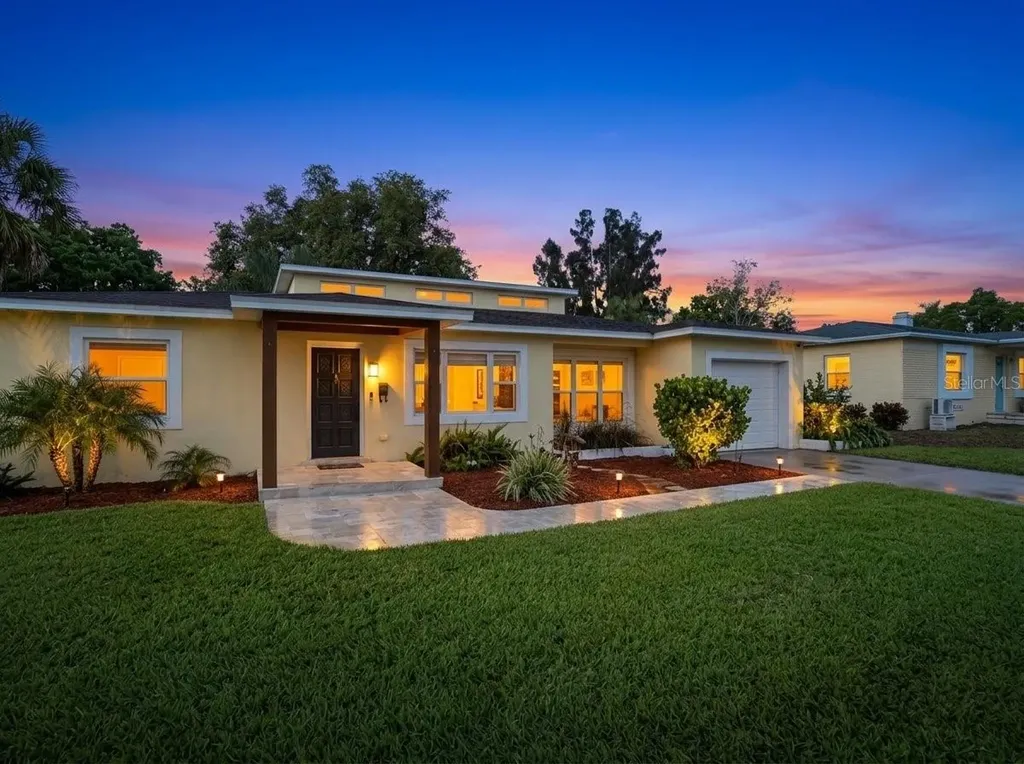 700 66th Avenue S St Petersburg FL 33705