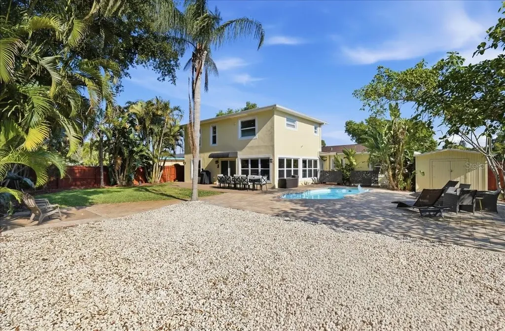 700 66th Avenue S St Petersburg FL 33705