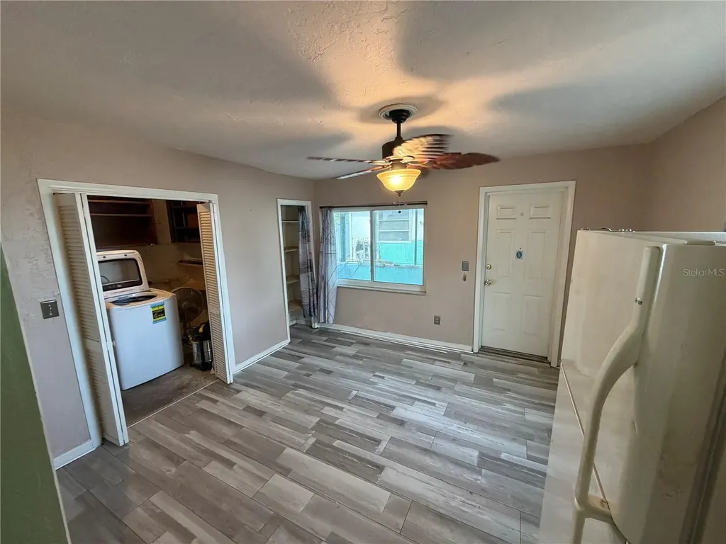 4102 74th Street N St Petersburg FL 33709