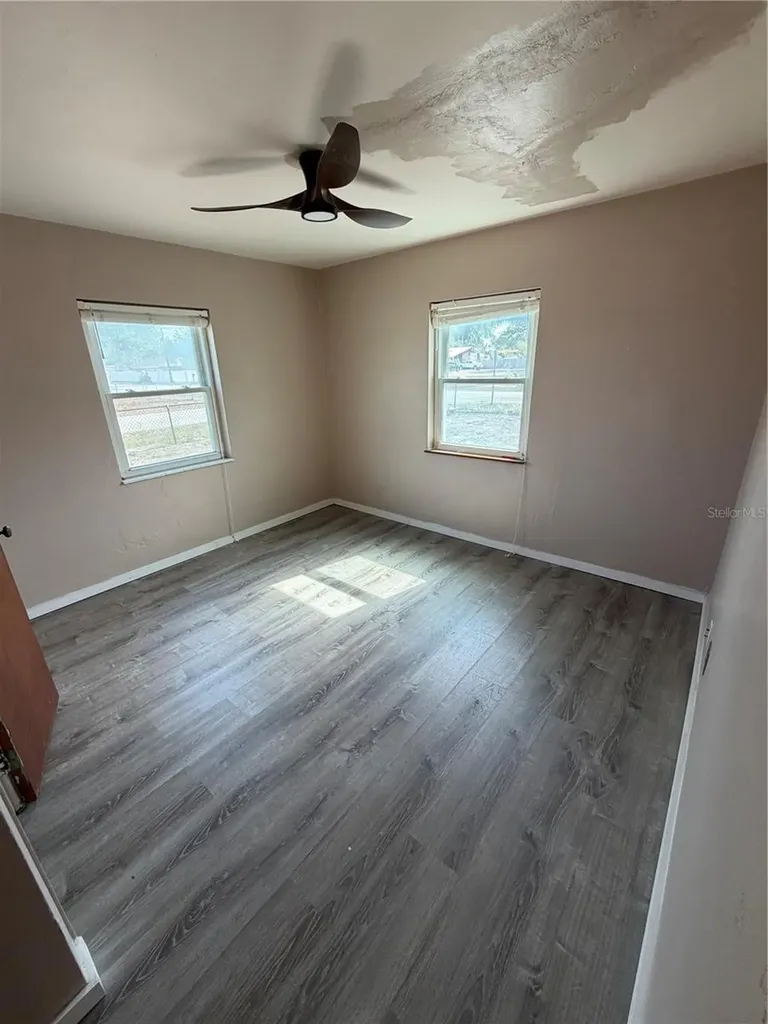 4102 74th Street N St Petersburg FL 33709