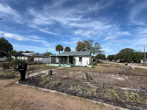 4102 74th Street N St Petersburg FL 33709