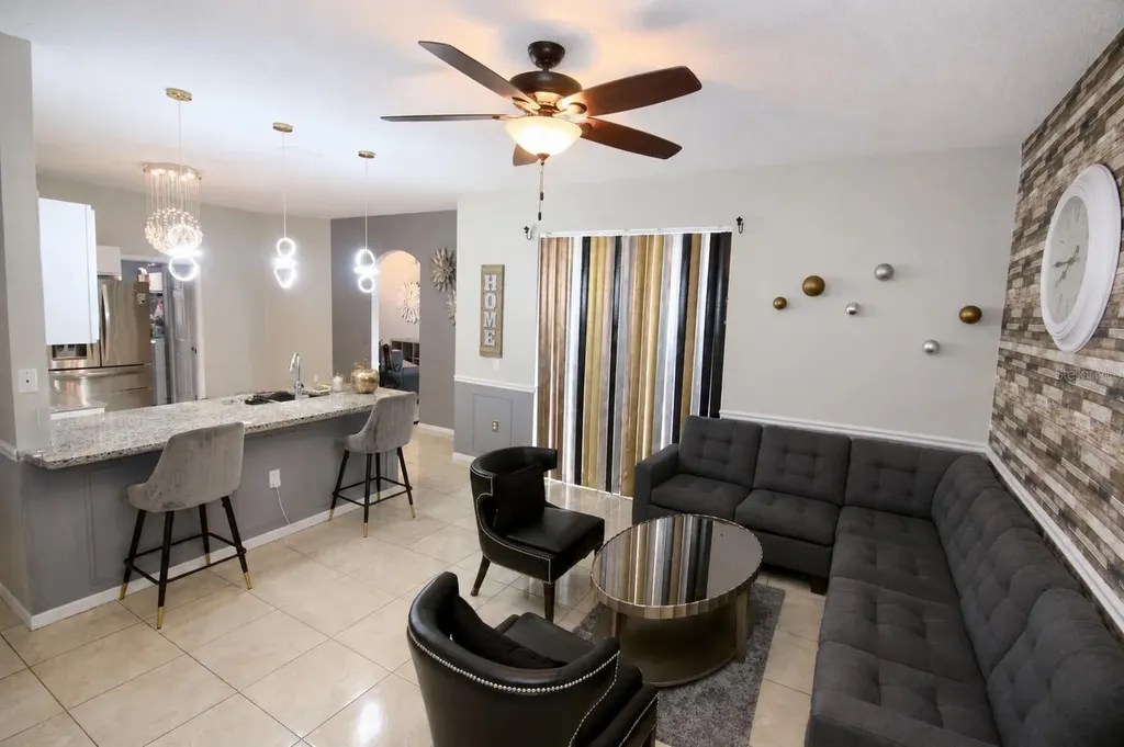 302 Ferrara Court Kissimmee FL 34758