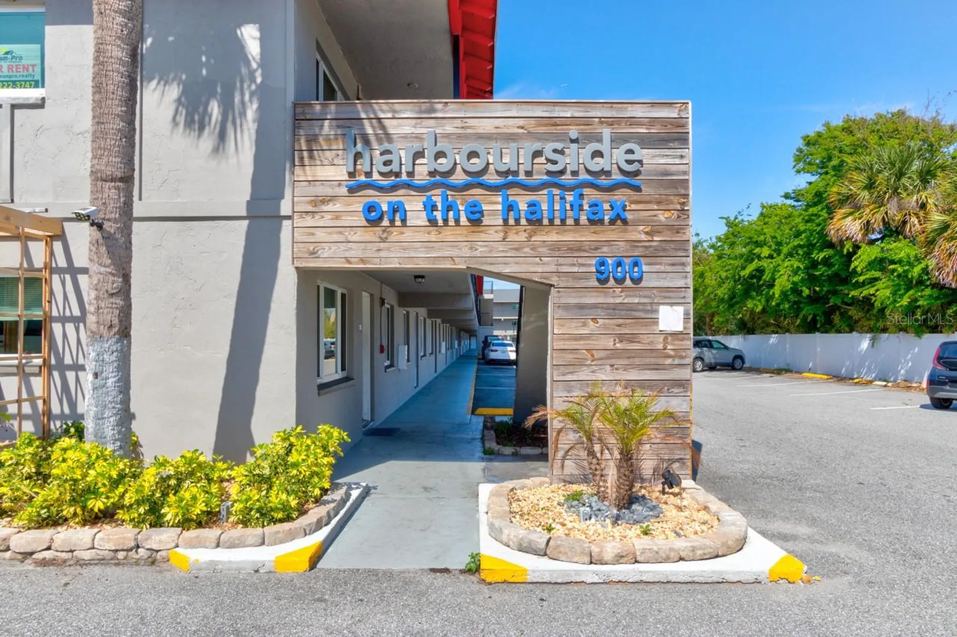 900 S Peninsula Drive Daytona Beach FL 32118