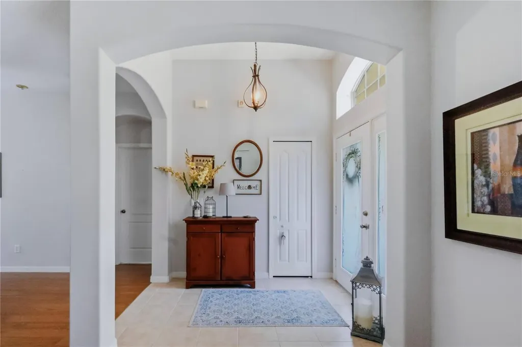 12929 Regiment Drive Grand Island FL 32735