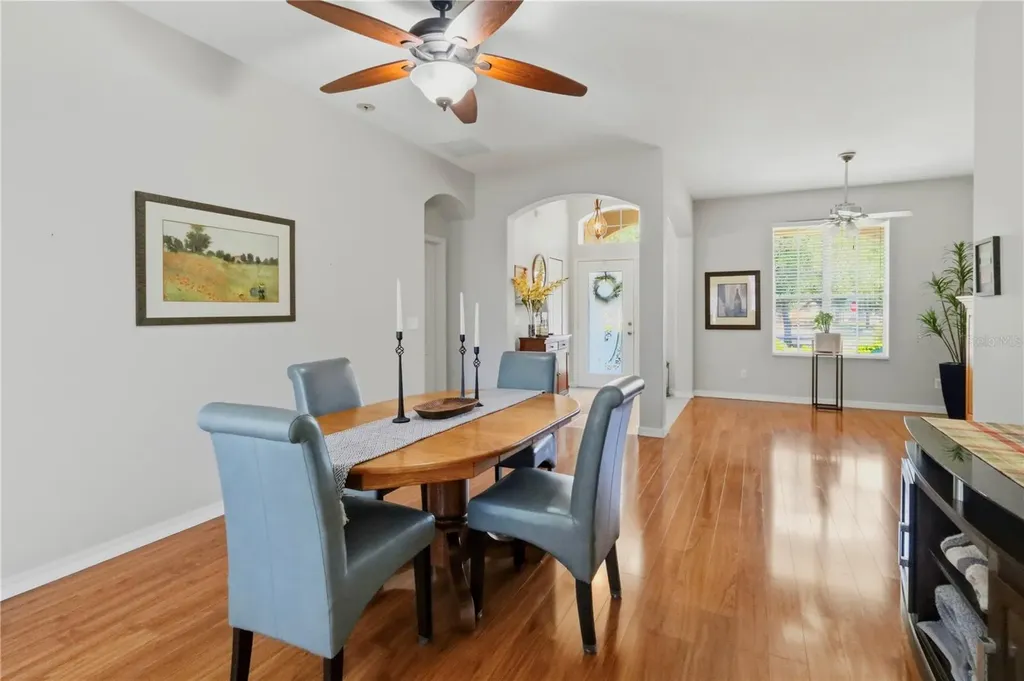 12929 Regiment Drive Grand Island FL 32735