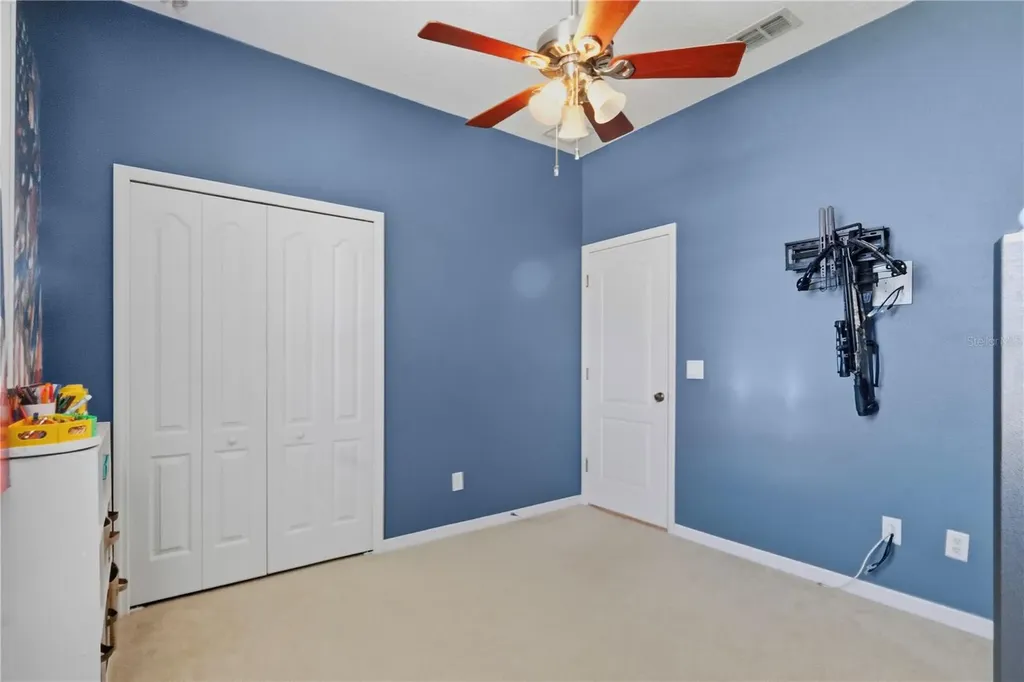 12929 Regiment Drive Grand Island FL 32735