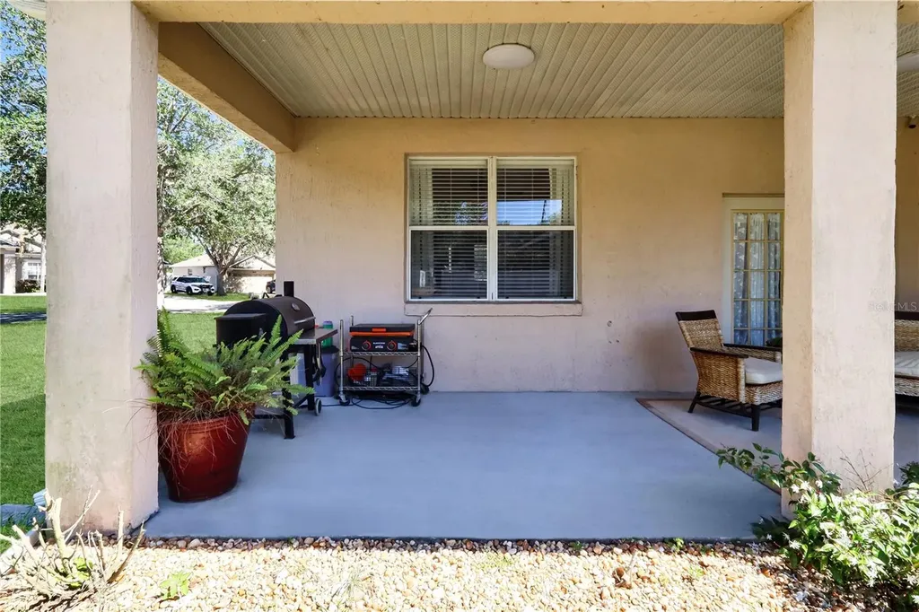 12929 Regiment Drive Grand Island FL 32735