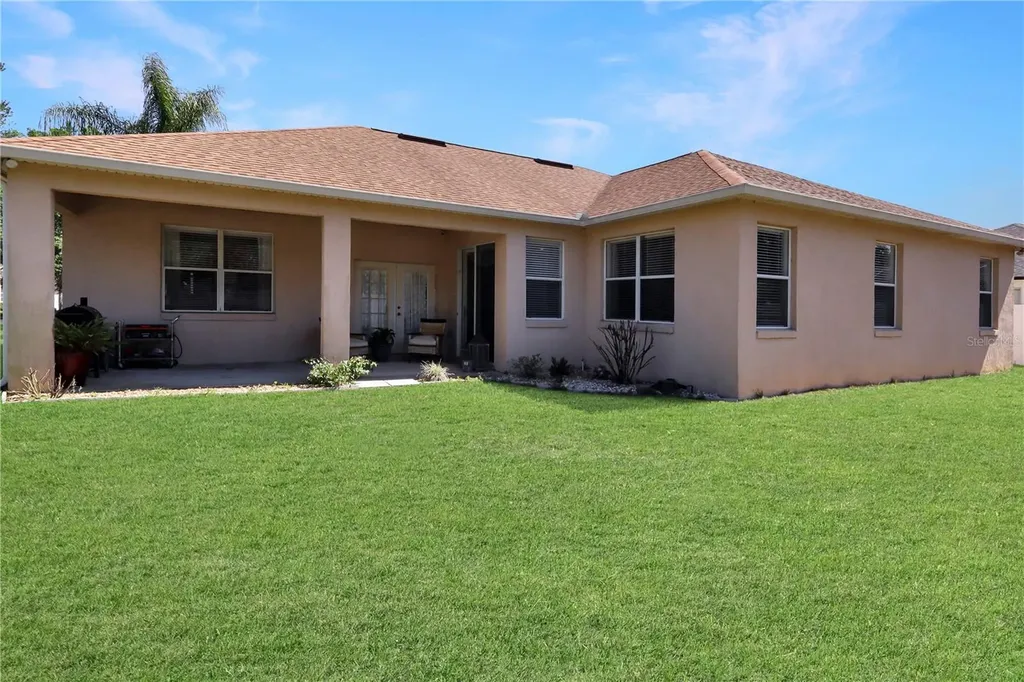 12929 Regiment Drive Grand Island FL 32735