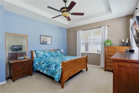 12929 Regiment Drive Grand Island FL 32735