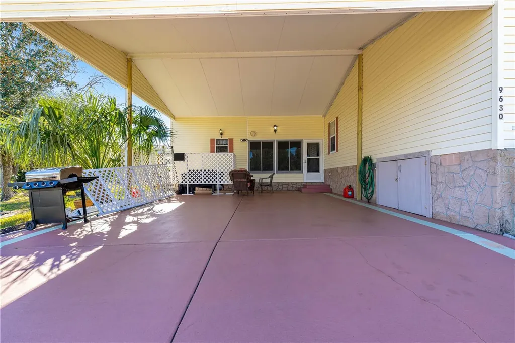 9630 SE 165th Lane Summerfield FL 34491