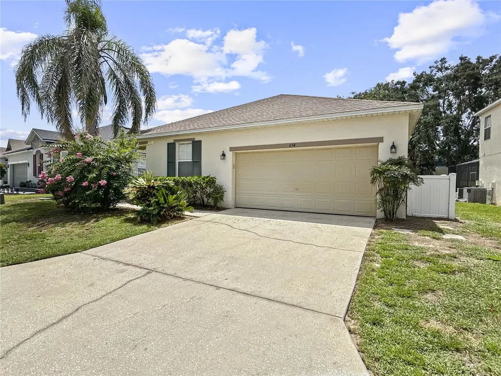 654 Kettering Road Davenport FL 33897