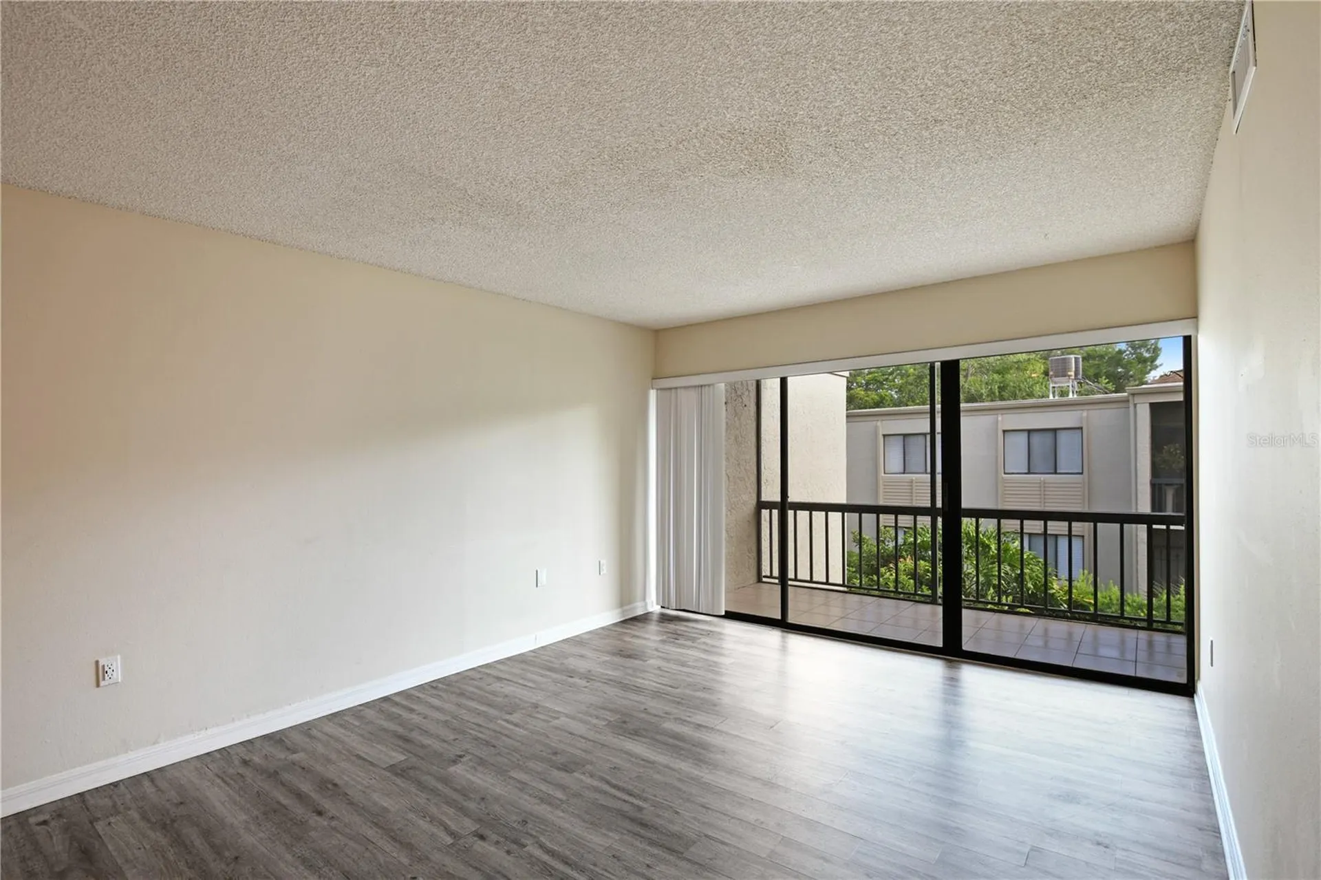 3282 S Semoran Boulevard Orlando FL 32822