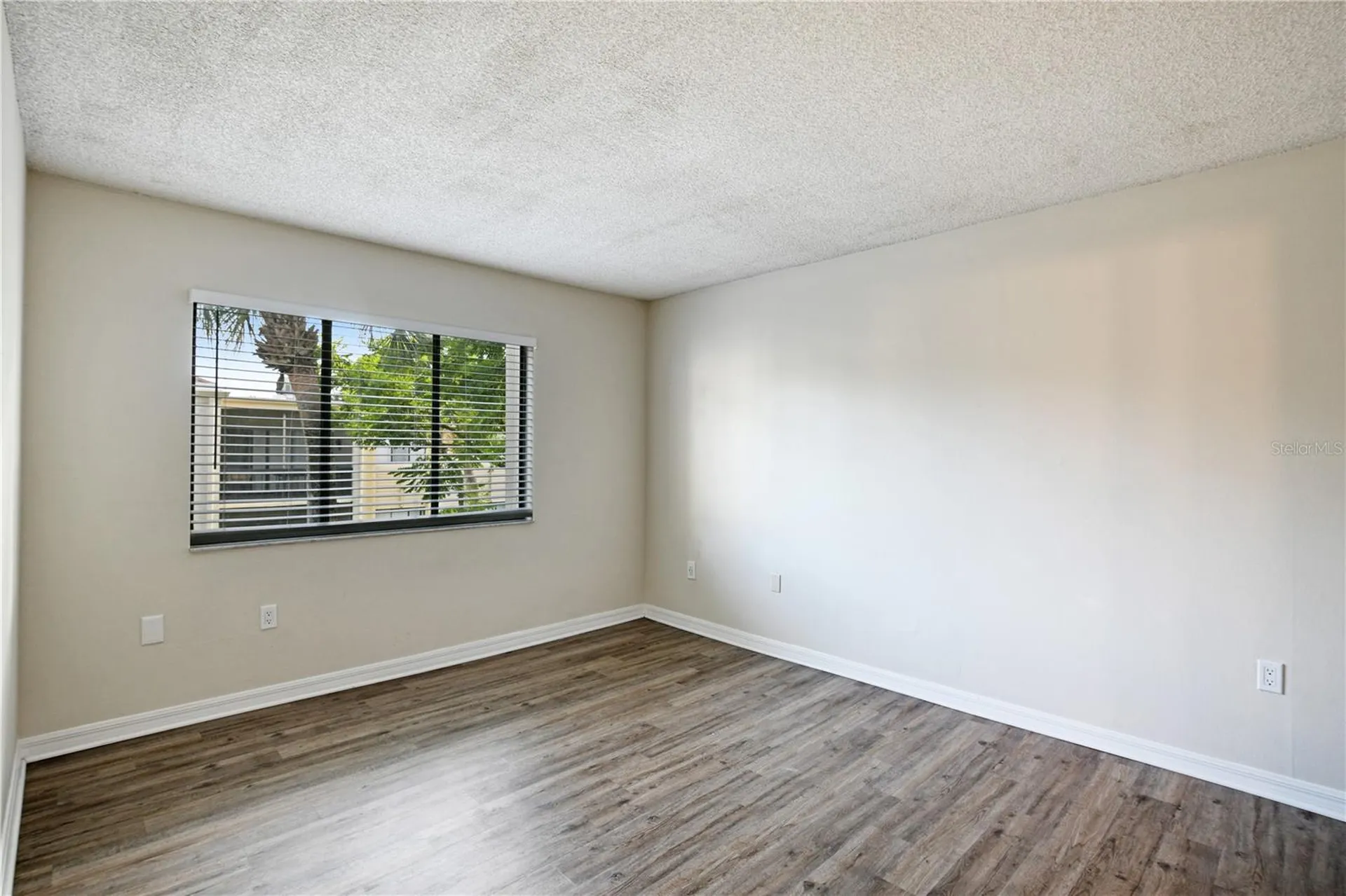 3282 S Semoran Boulevard Orlando FL 32822