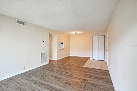 3282 S Semoran Boulevard Orlando FL 32822