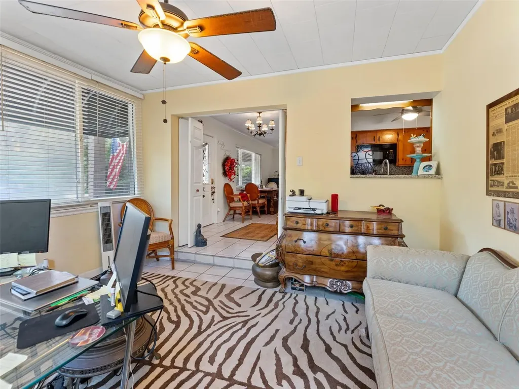 12510 Noreast Lake Drive Tampa FL 33612