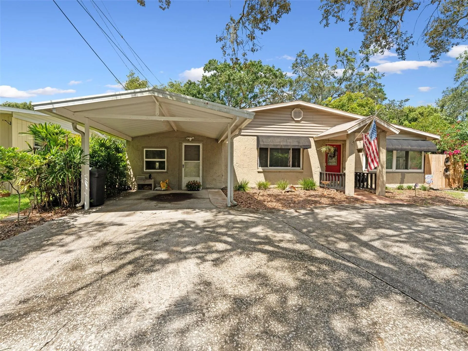 12510 Noreast Lake Drive Tampa FL 33612