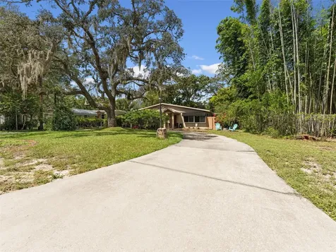 12510 Noreast Lake Drive Tampa FL 33612