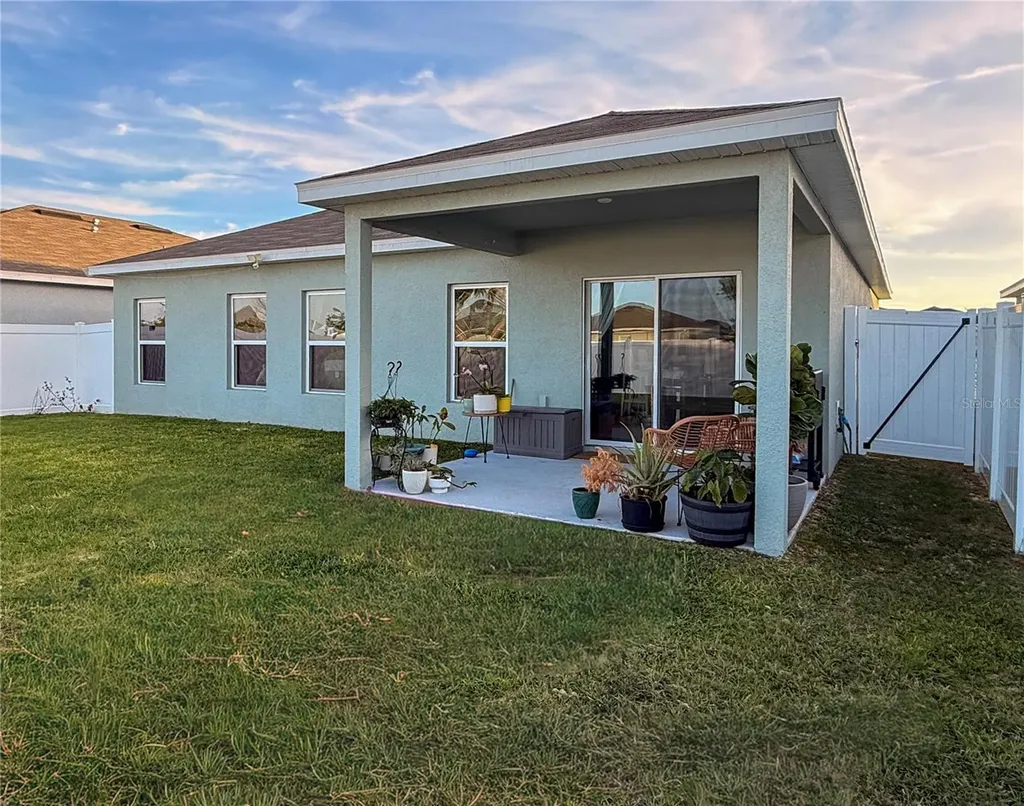 1271 Tank Trail Haines City FL 33844