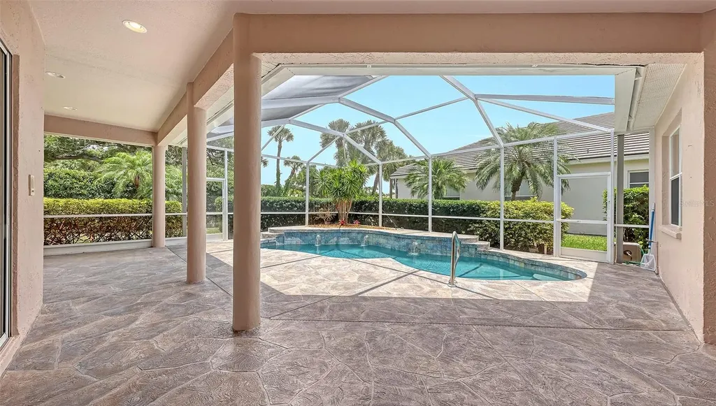 816 Shadow Bay Way Osprey FL 34229