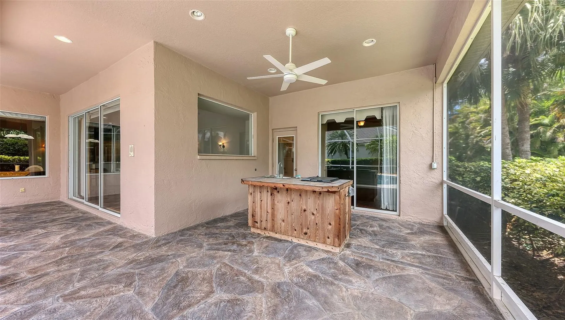 816 Shadow Bay Way Osprey FL 34229