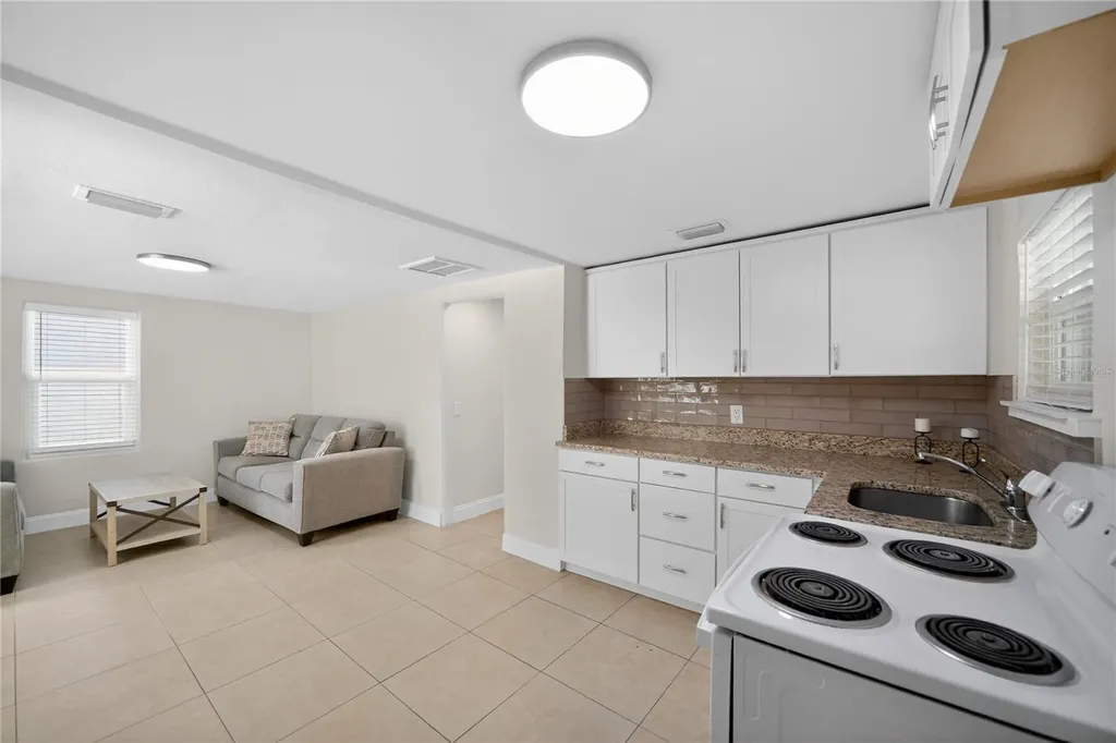 2280 Norwell Avenue Orlando FL 32806