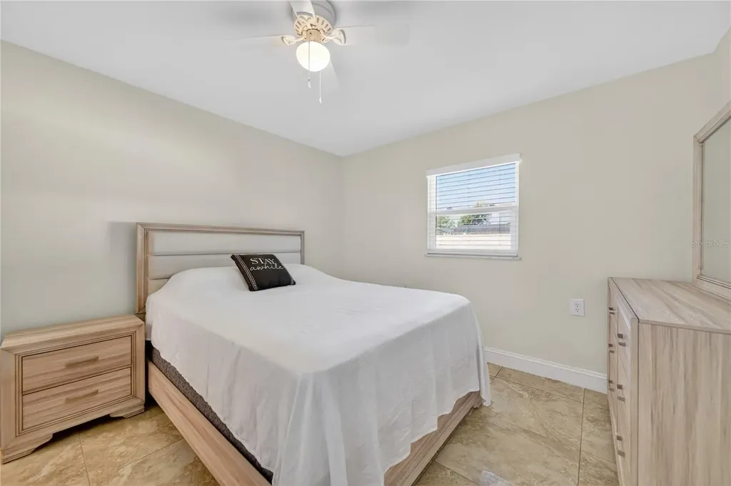 2280 Norwell Avenue Orlando FL 32806