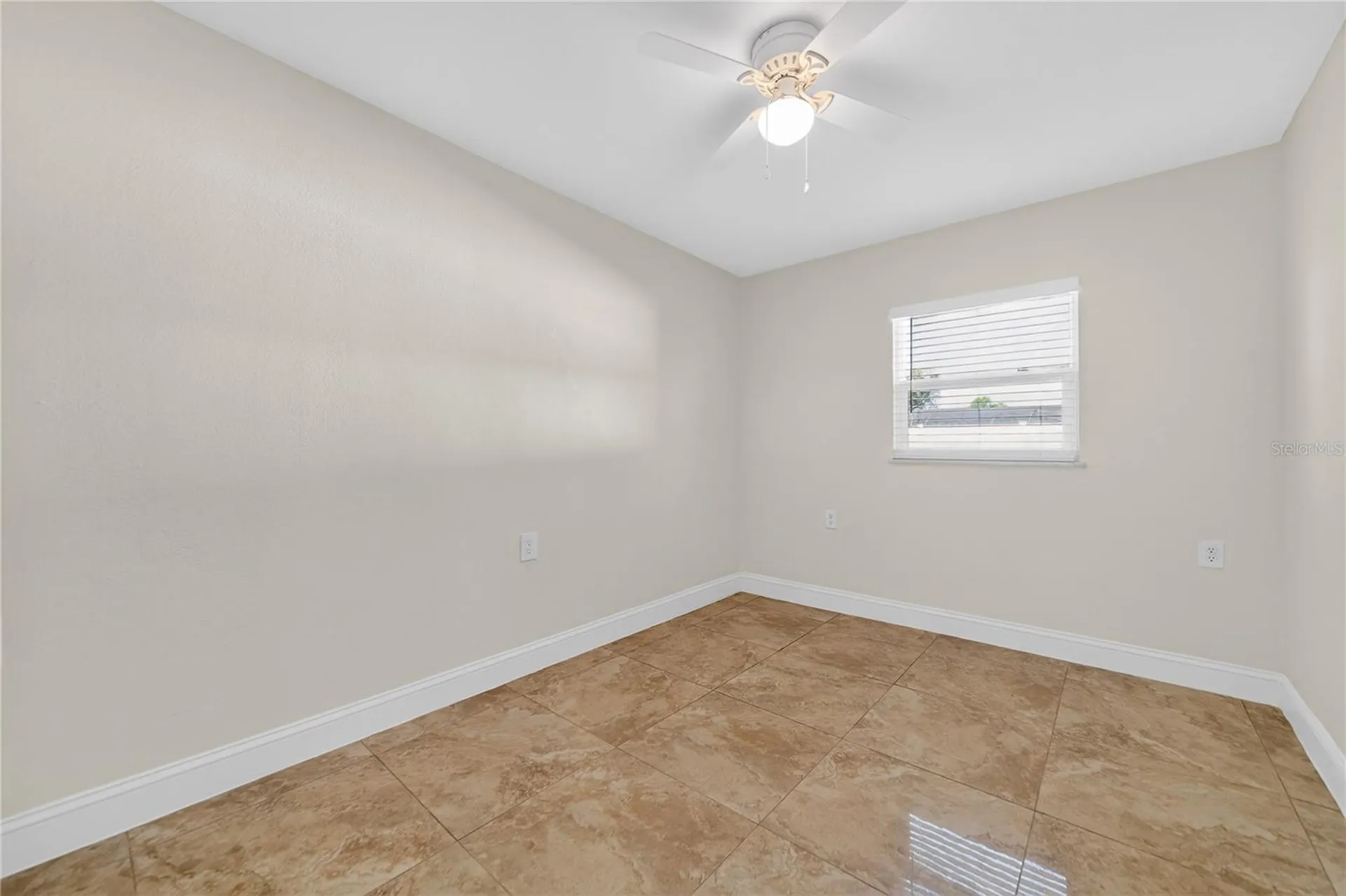 2280 Norwell Avenue Orlando FL 32806