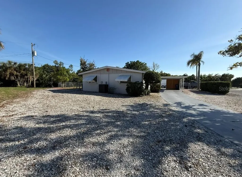 6631 Renssalaer Drive Bradenton FL 34207