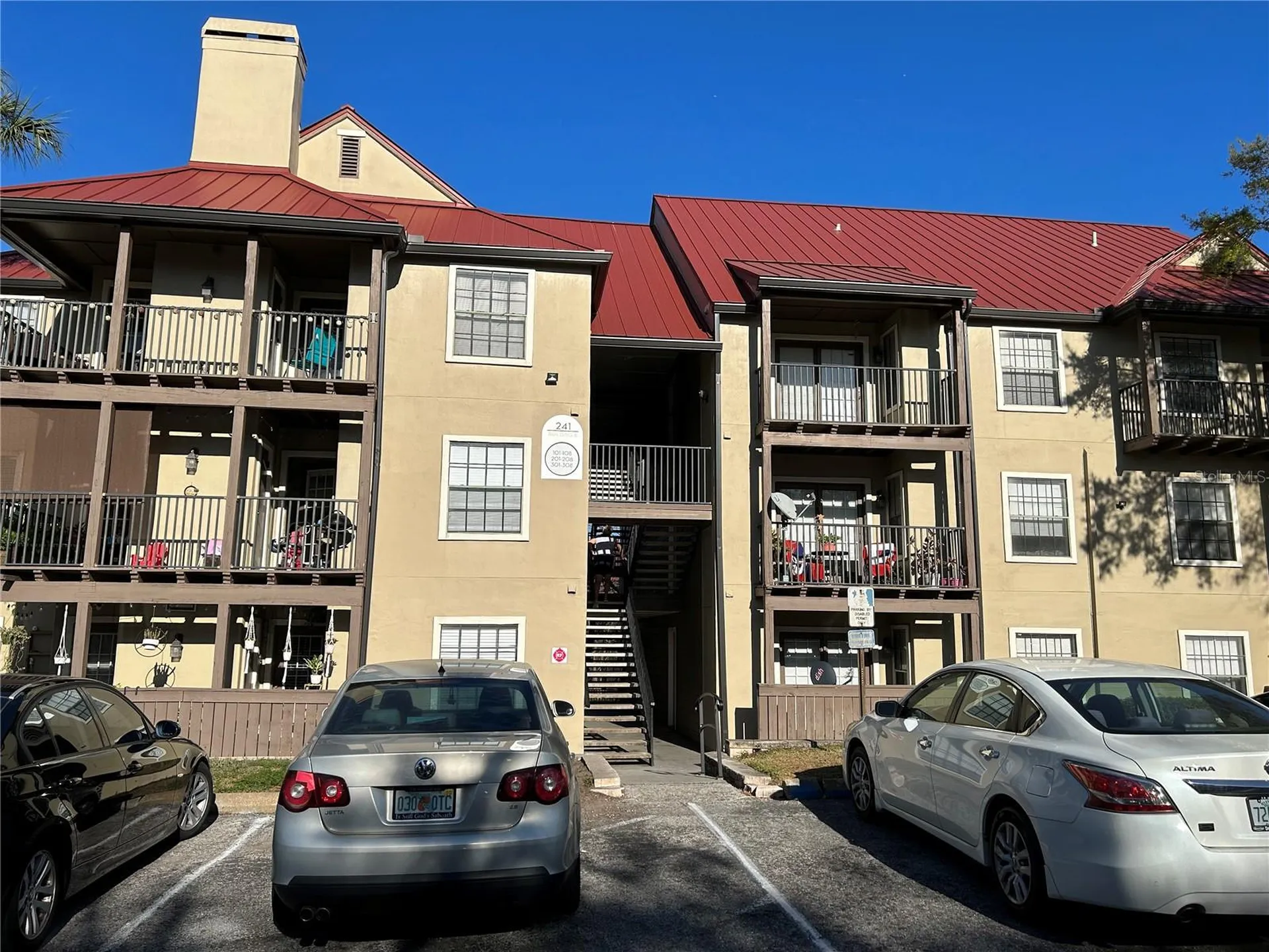 241 Afton Square Altamonte Springs FL 32714