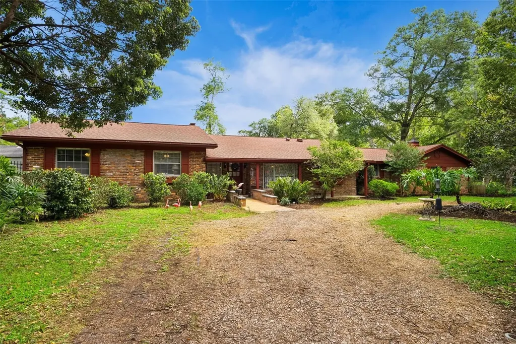 295 Frances Circle Altamonte Springs FL 32701