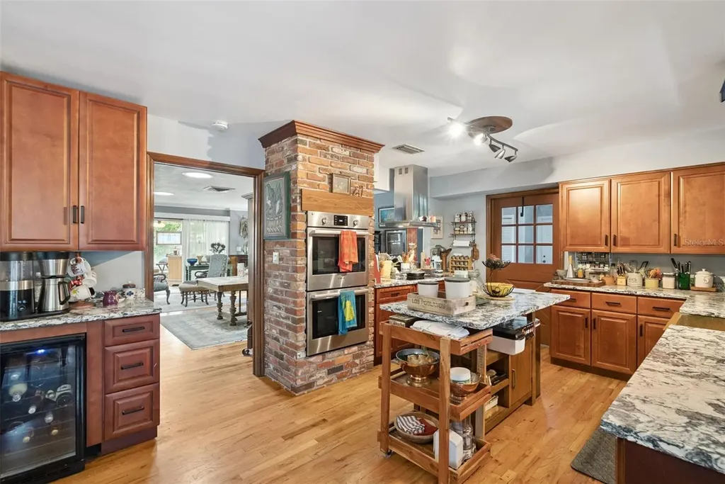 295 Frances Circle Altamonte Springs FL 32701