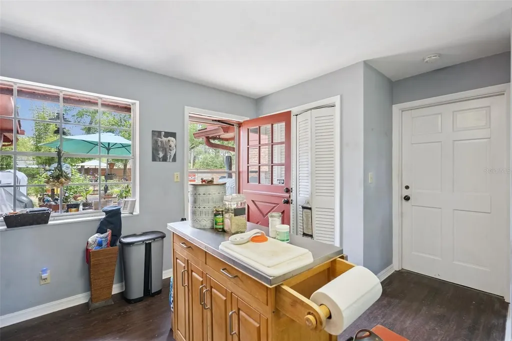 295 Frances Circle Altamonte Springs FL 32701