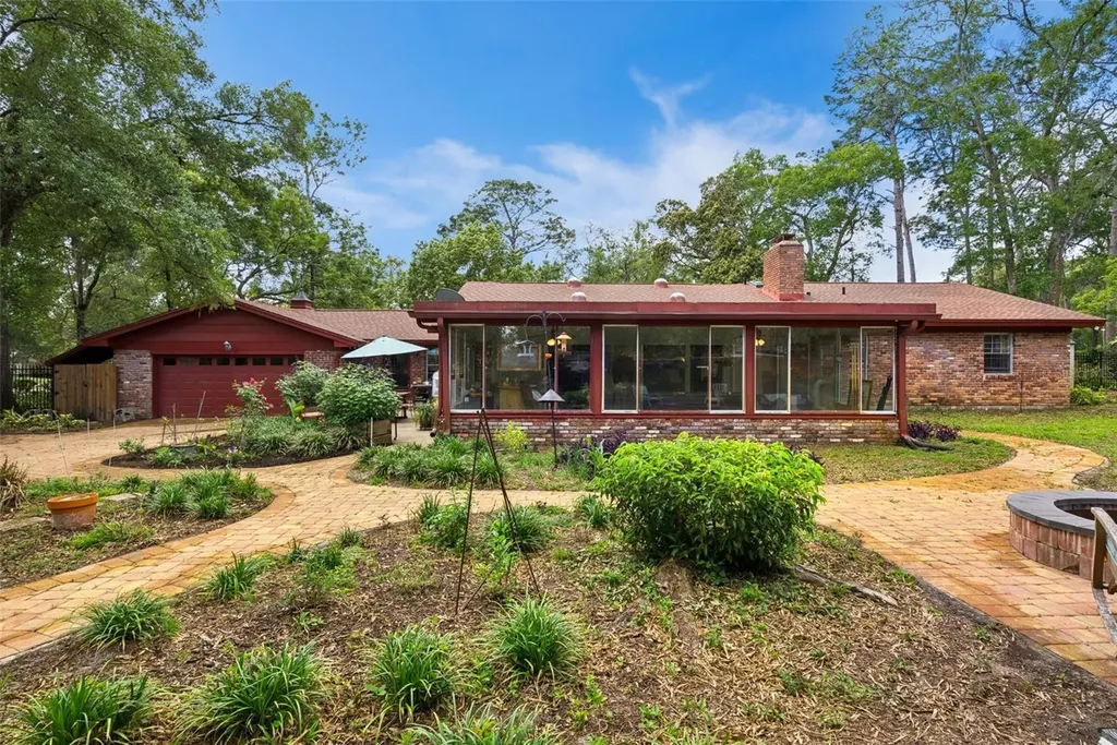 295 Frances Circle Altamonte Springs FL 32701